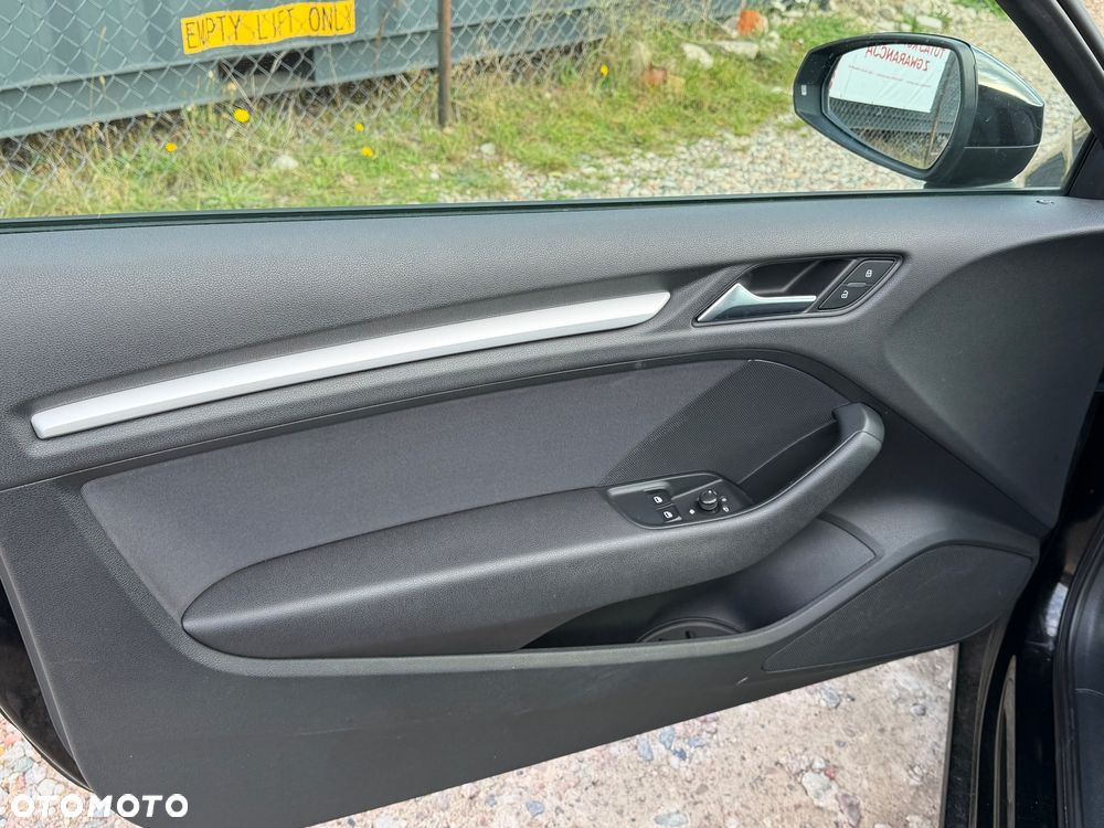 Audi A3 Sportback - 16