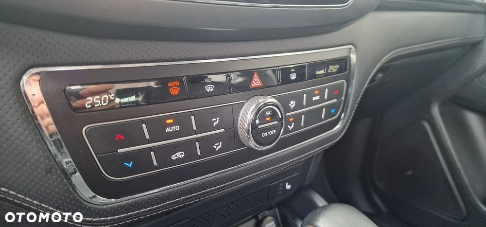 SsangYong/KGM Musso Grand 2.2 e-XDi Quartz 4WD - 17