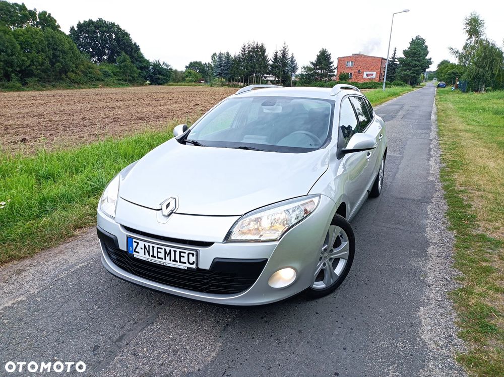Renault Megane TCe 130 Luxe - 27