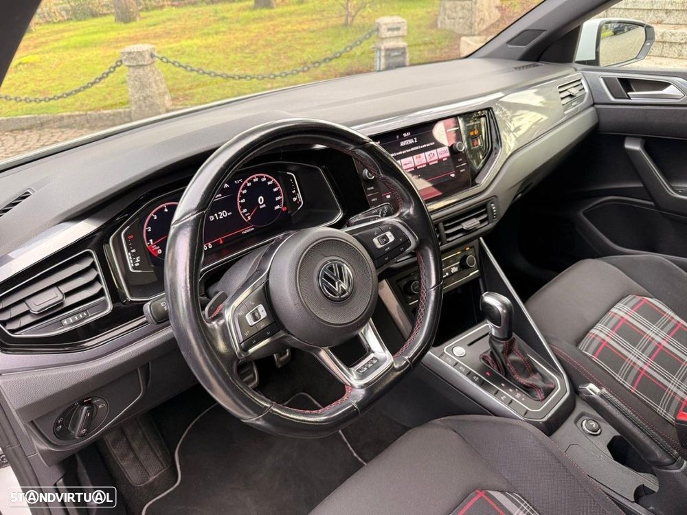 VW Polo 2.0 TSI DSG GTI - 10