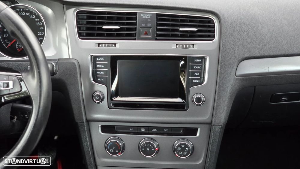 VW Golf Variant 1.6 TDi Trendline - 17