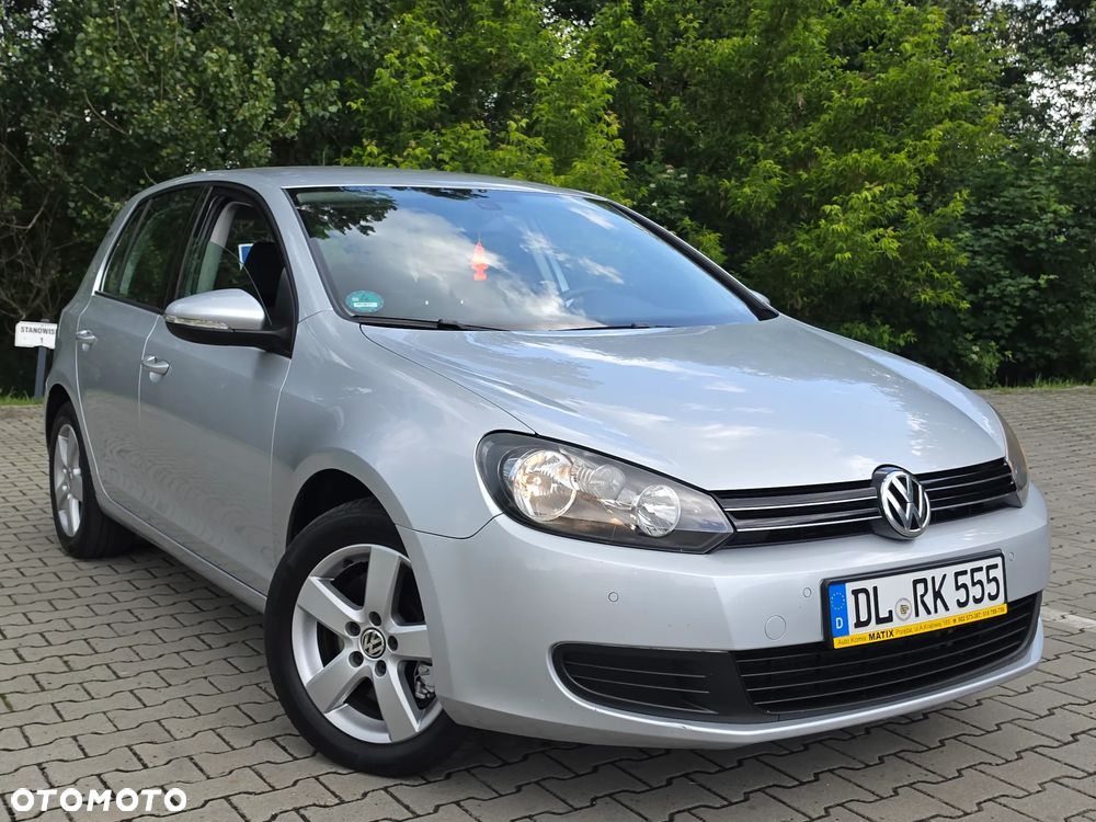 Volkswagen Golf - 2