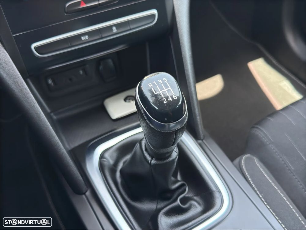 Renault Mégane Sport Tourer 1.5 dCi Limited - 14