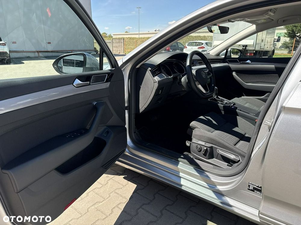 Volkswagen Passat 1.5 TSI EVO Business DSG - 10