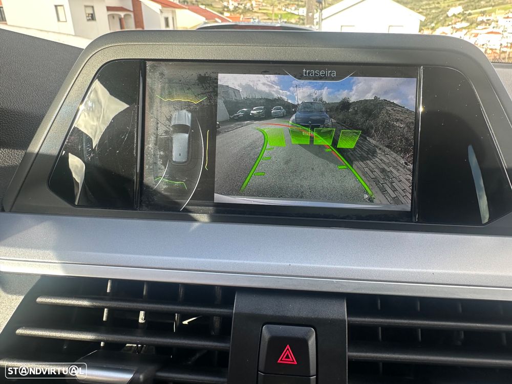 BMW X3 20 d xDrive Pack M - 24