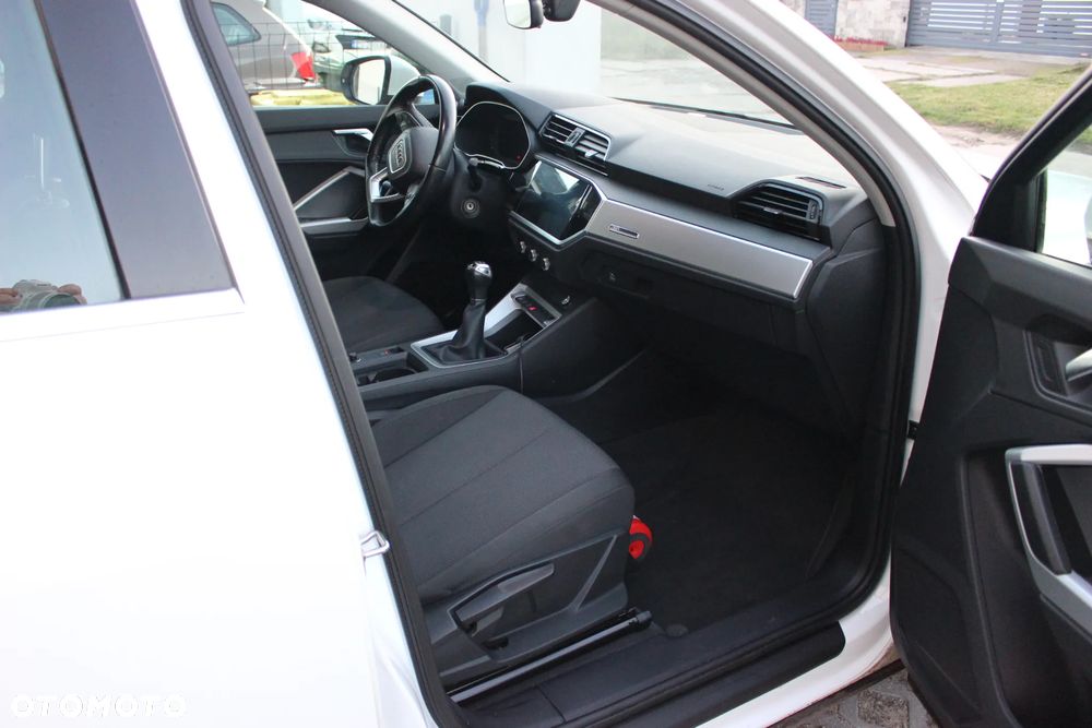 Audi Q3 35 TFSI - 6
