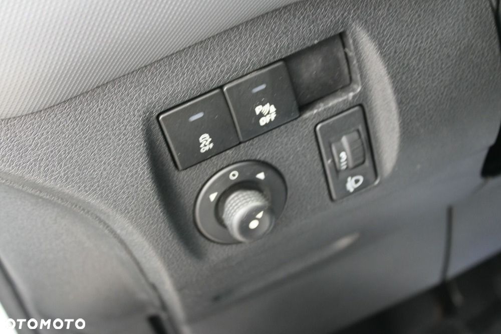 Peugeot Partner - 13