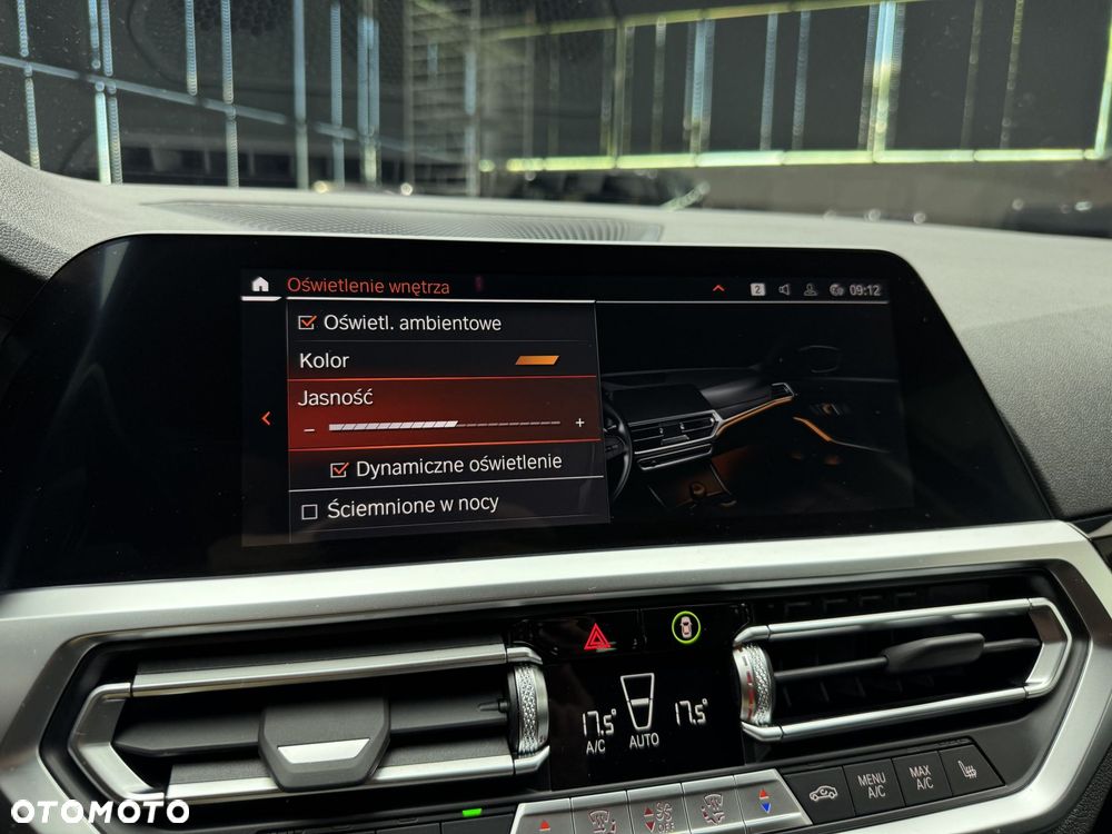 BMW Seria 3 320i Advantage - 36