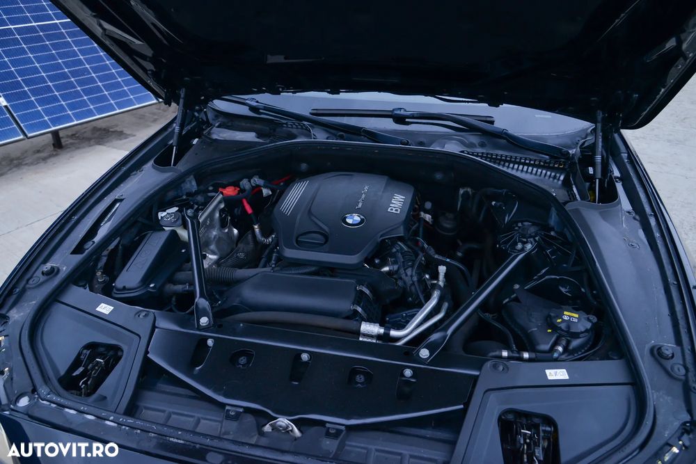 BMW Seria 5 520d Aut. Luxury Line - 16