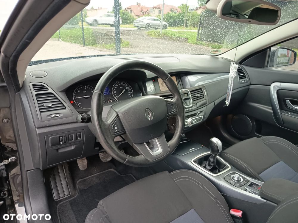 Renault Laguna 2.0 dCi FAP Dynamique - 17