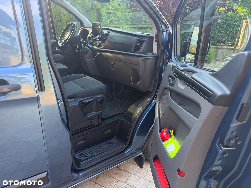 Ford Transit Custom - 11