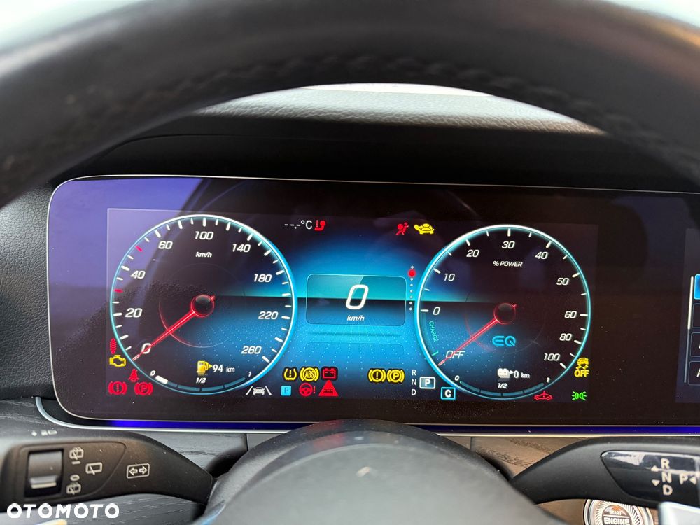 Mercedes-Benz Klasa E - 19