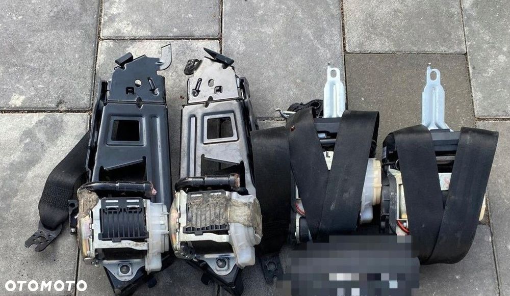 pasy bezpieczeństwa audi q8 komplet - 1