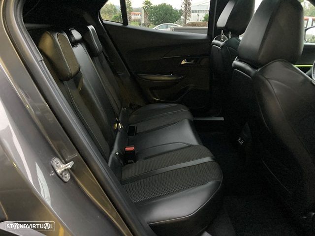 Peugeot 2008 1.2 PureTech GT Line - 45