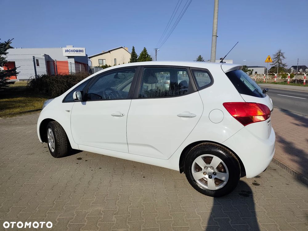 Kia Venga 1.4 CVVT Attract - 13
