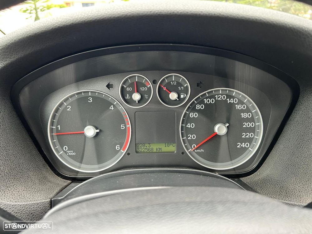 Ford Focus SW 1.6 TDCi Sport - 10