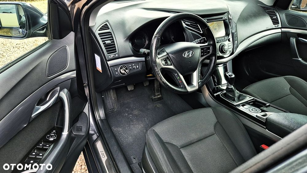 Hyundai i40 1.6 GDI Comfort + - 29