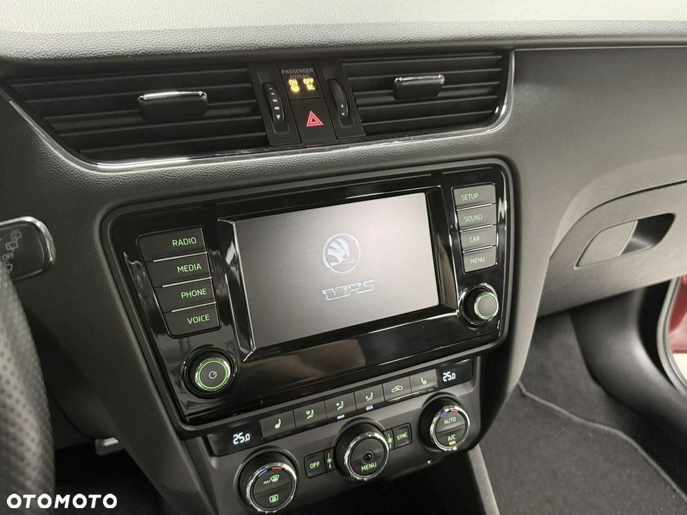 Skoda Octavia 2.0 TDI RS Challenge DSG - 16