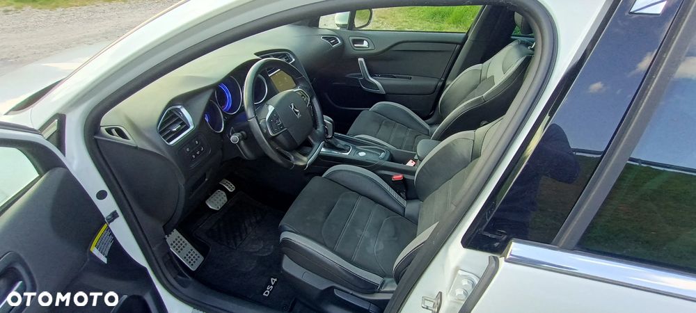 DS Automobiles DS 4 - 22