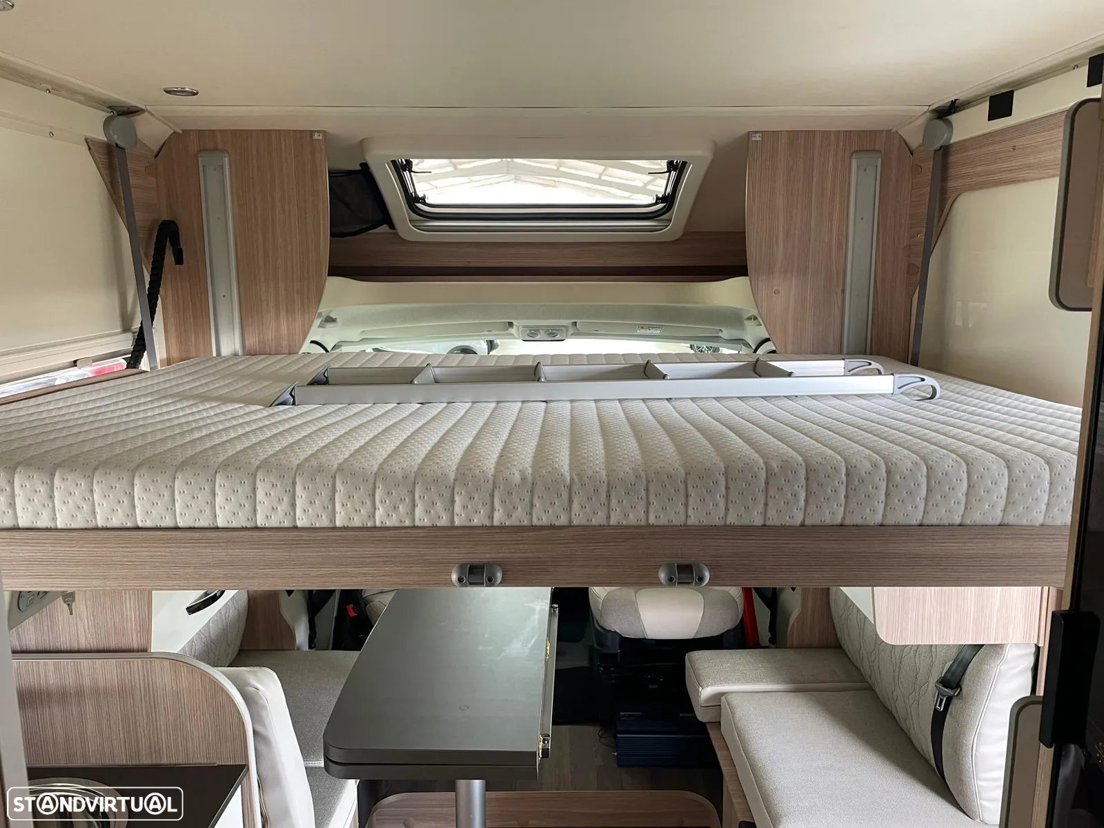 Burstner Lyseo Time Fidelity - Autocaravana c/Camas Central e Elevatória - 45