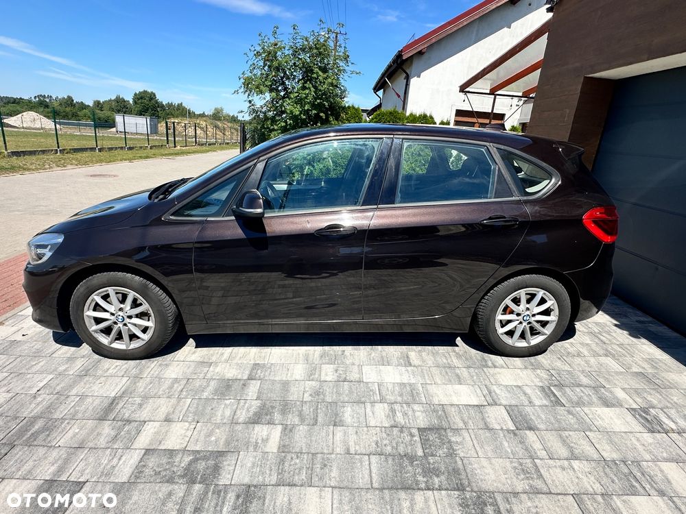 BMW Seria 2 218d - 6