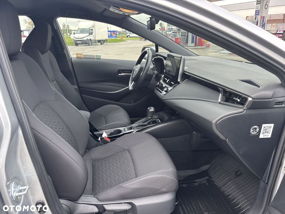 Toyota Corolla - 12