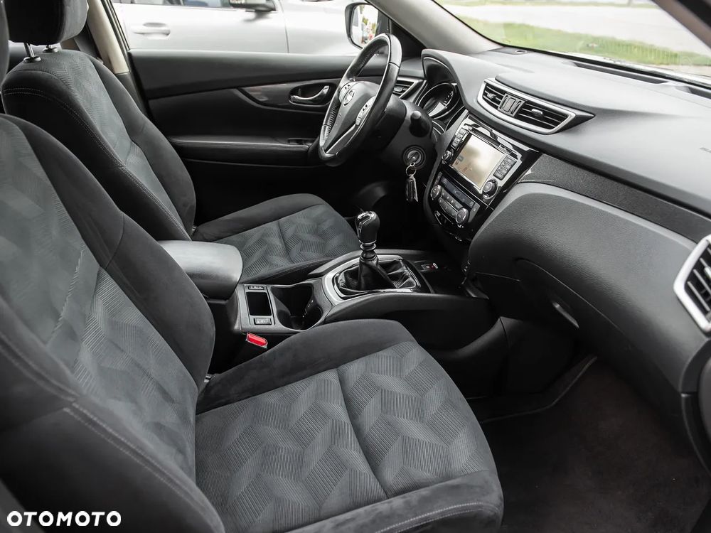 Nissan X-Trail - 28