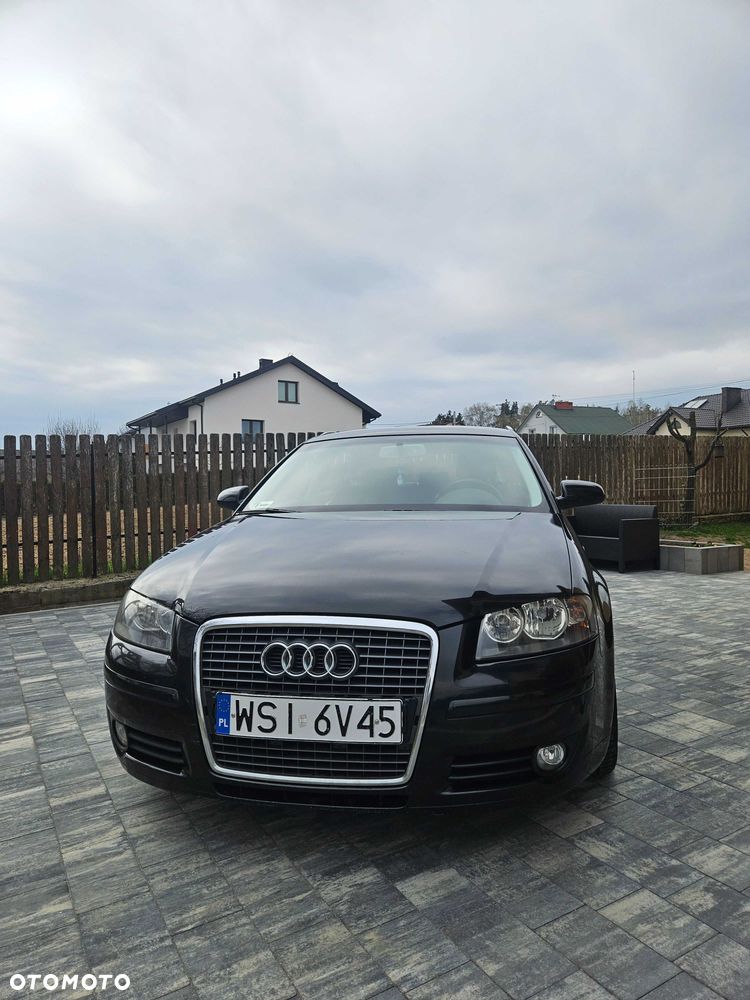 Audi A3 Sportback - 1