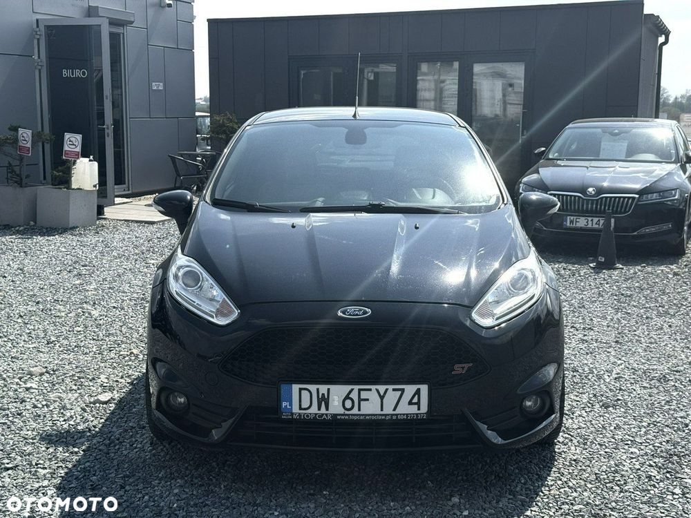 Ford Fiesta - 2