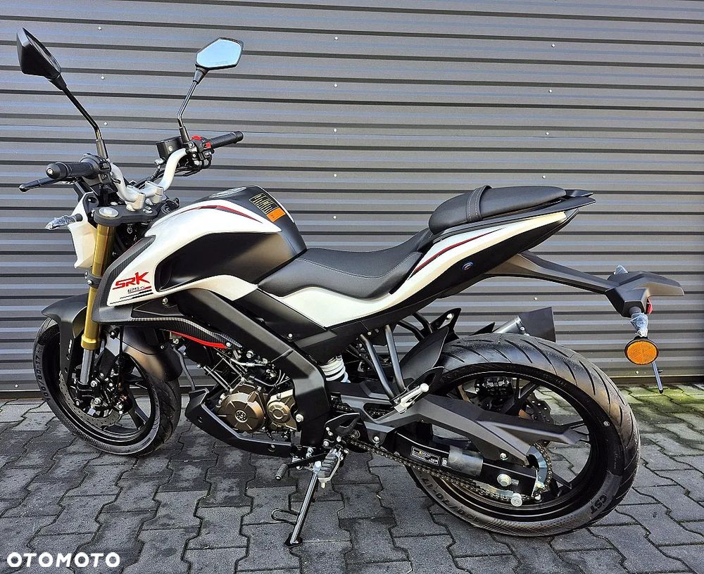 QJMOTOR SRK 125S - 8