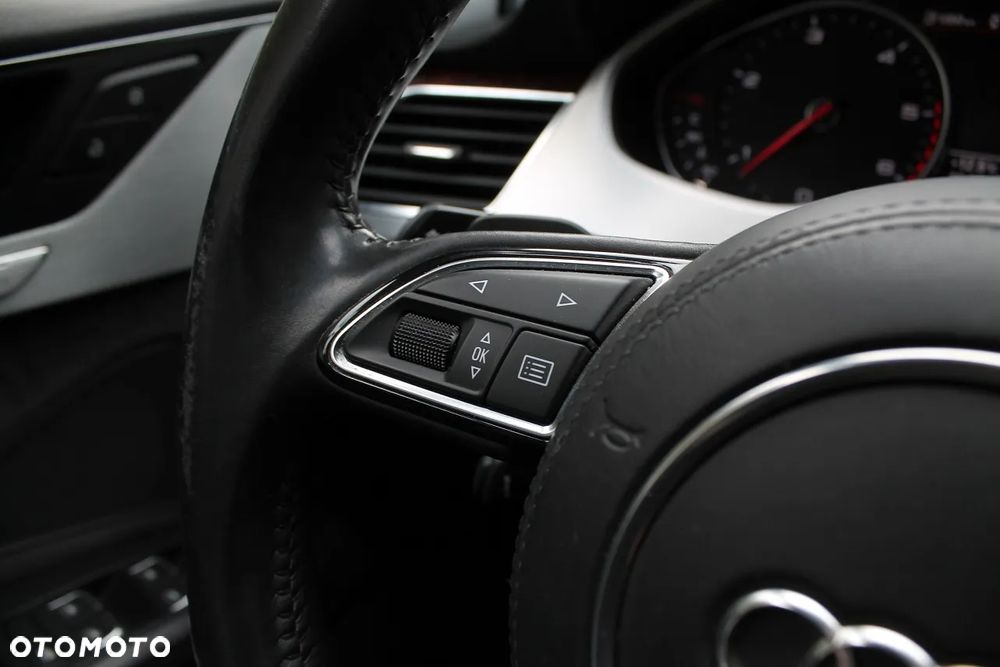 Audi A8 3.0 TDI Quattro - 36