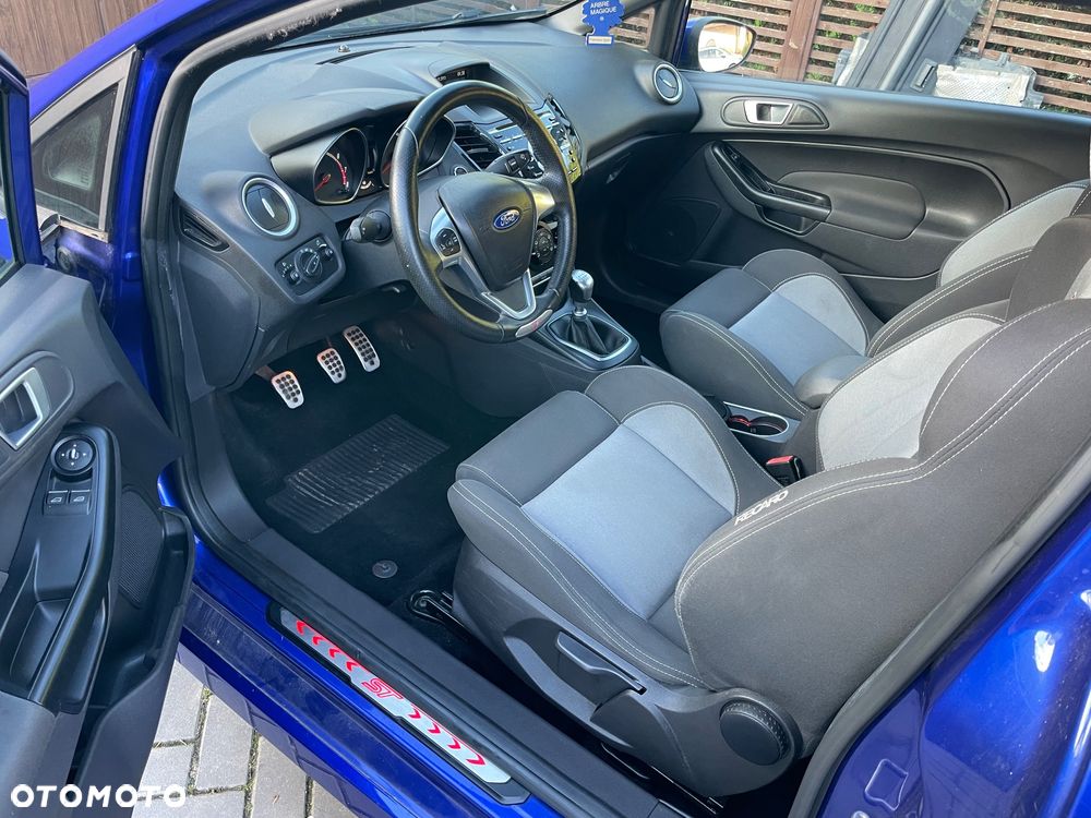 Ford Fiesta 3-Türer ST - 6