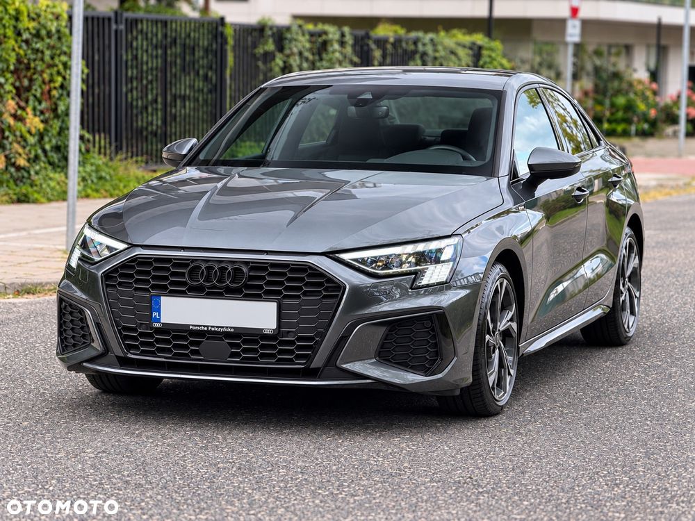 Audi A3 Limousine 35 TFSI mHEV S Line S tronic - 1