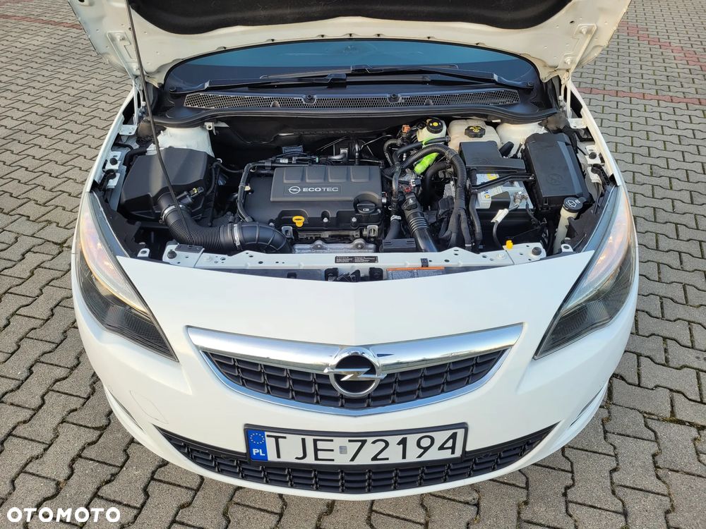 Opel Astra 1.4 Turbo Sports Tourer - 30