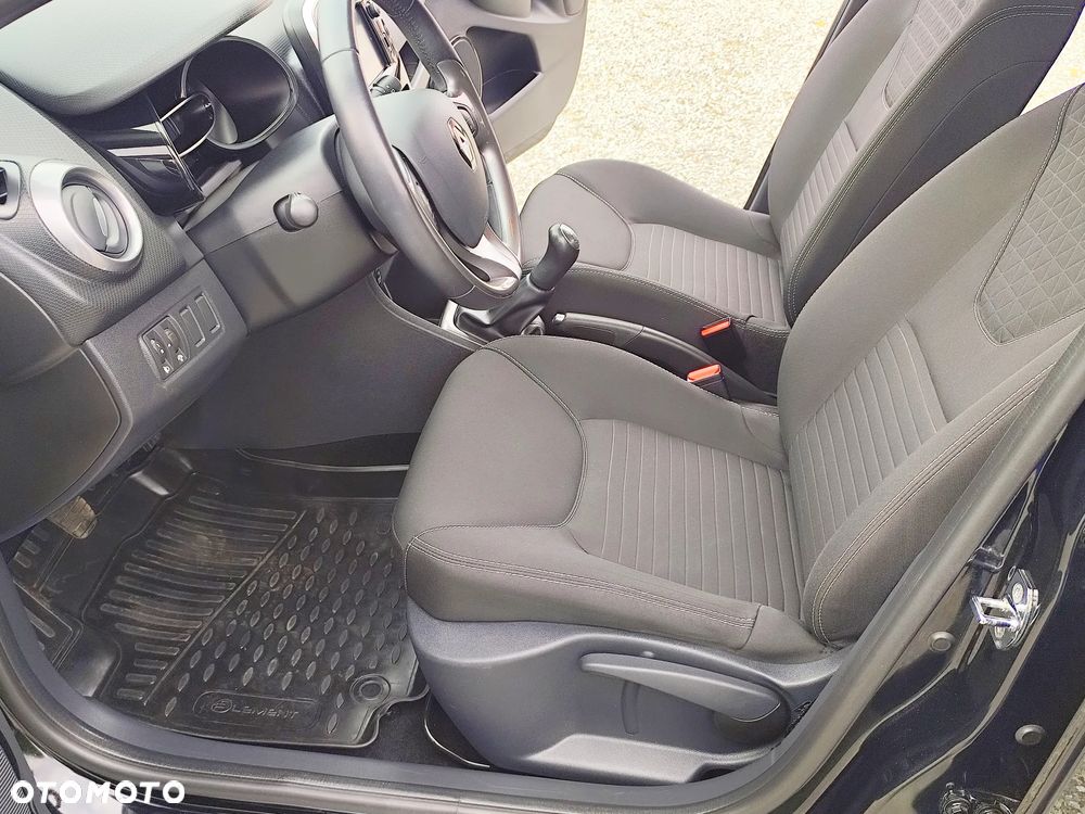 Renault Clio 1.2 16V 75 LIMITED - 31