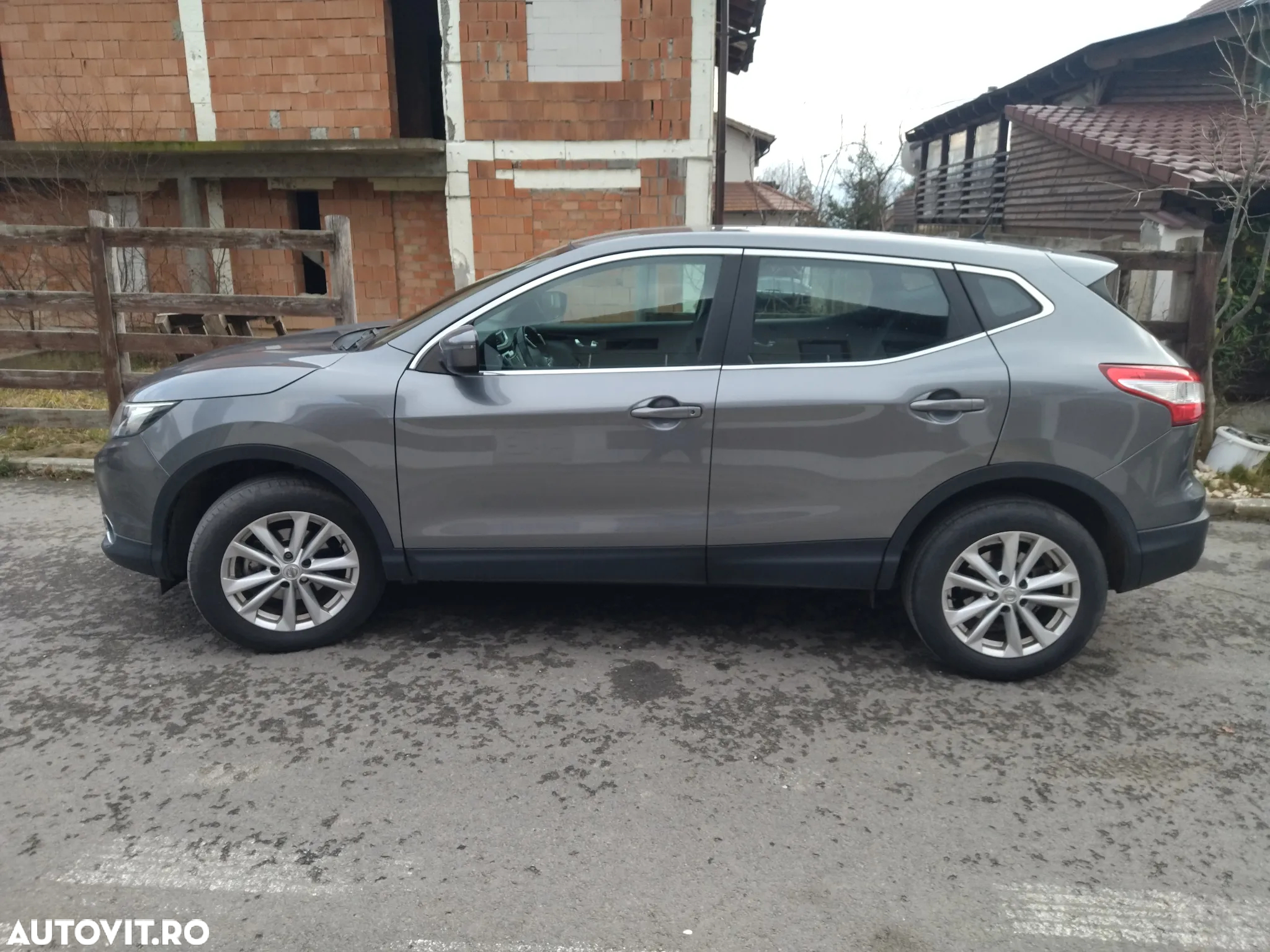 Nissan Qashqai 1.6 DCI Start/Stop N-Connecta - 3