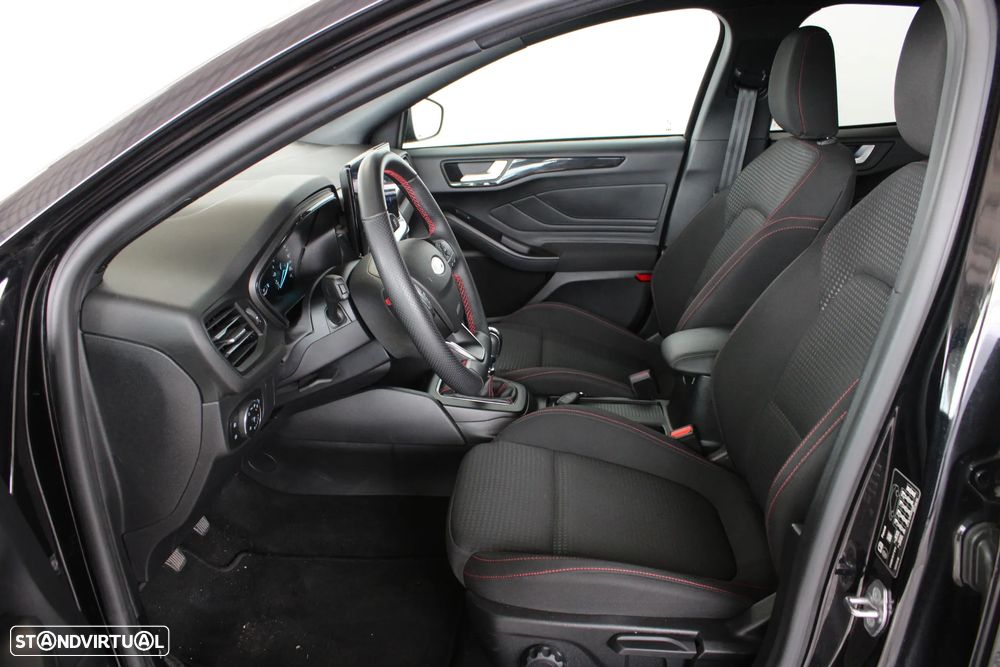 Ford Focus 1.0 EcoBoost MHEV ST-Line - 6