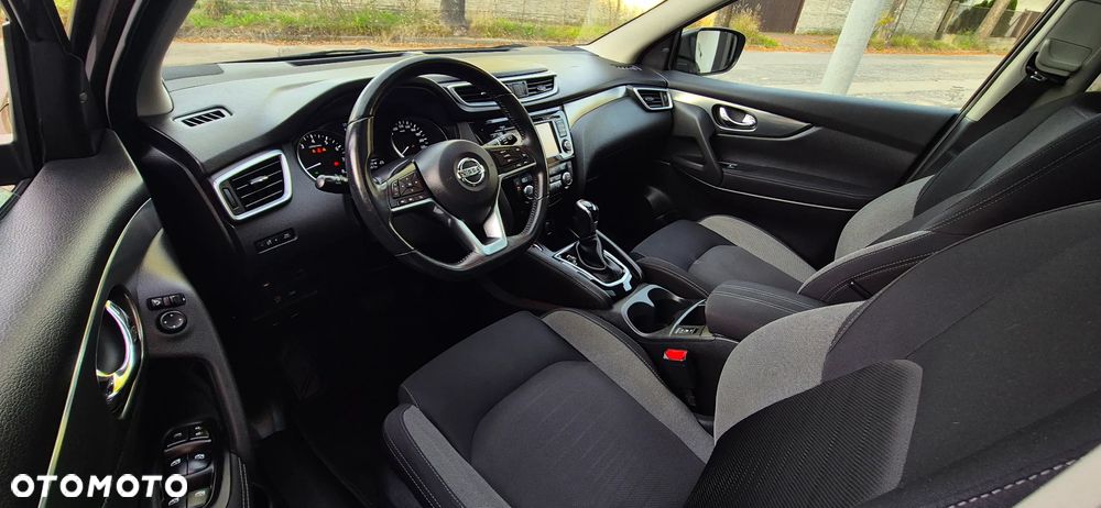 Nissan Qashqai - 16