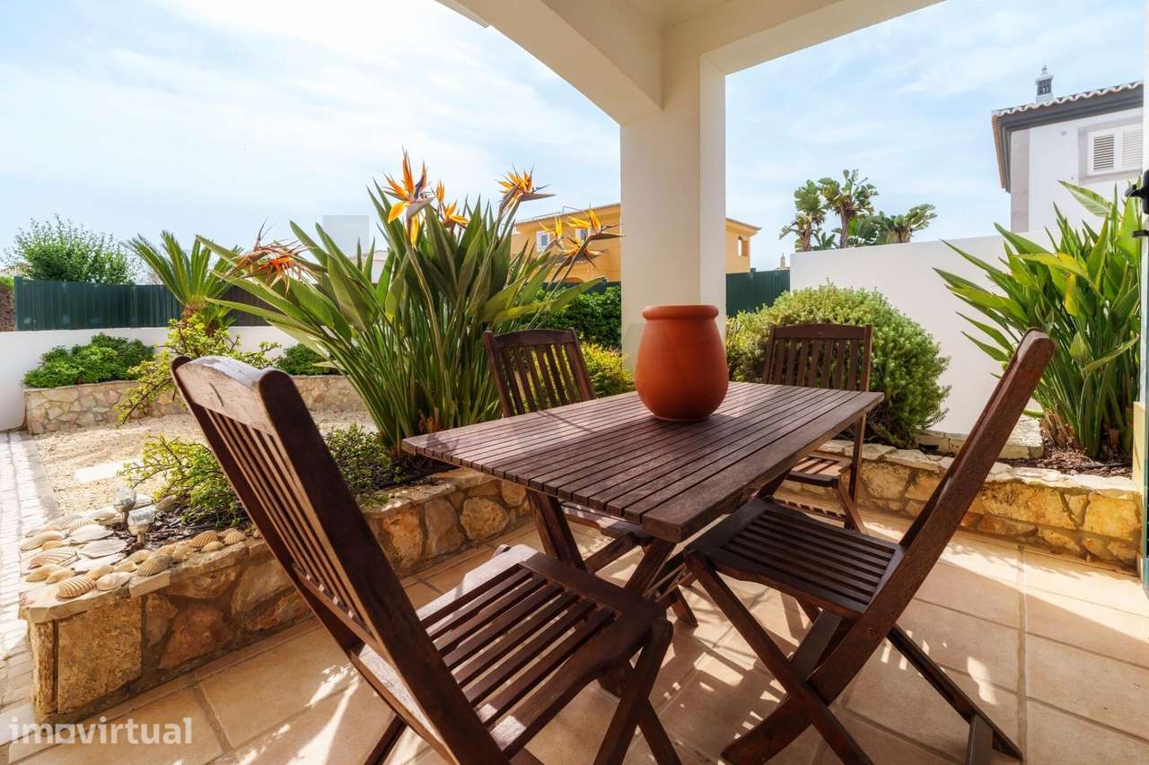 Moradia T4 com piscina e terraço panorâmico em Tavira - Algarve - Grande imagem: 2/60