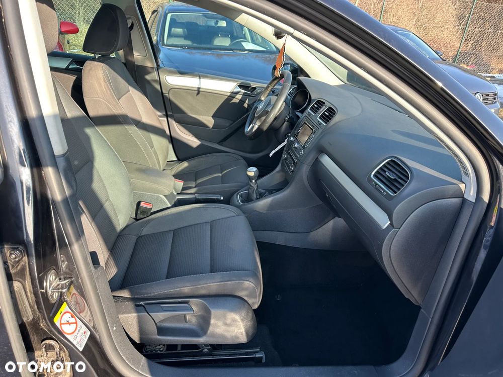 Volkswagen Golf 1.6 TDI DPF BlueMotion - 5