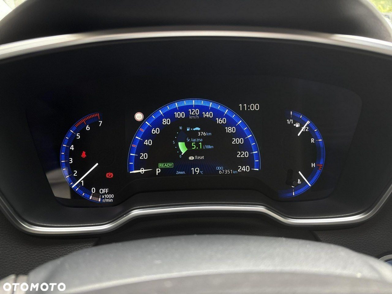 Toyota Corolla - 16