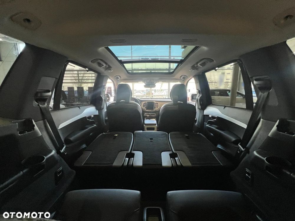 Volvo XC 90 B5 D AWD Ultimate Dark 7os - 23