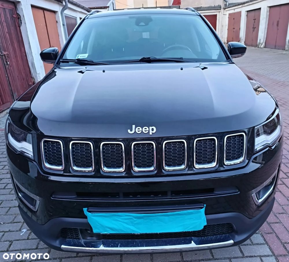 Jeep Compass - 1