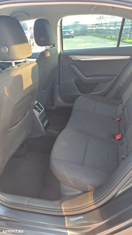 Skoda Octavia 1.6 TDI Ambition Greenline - 13