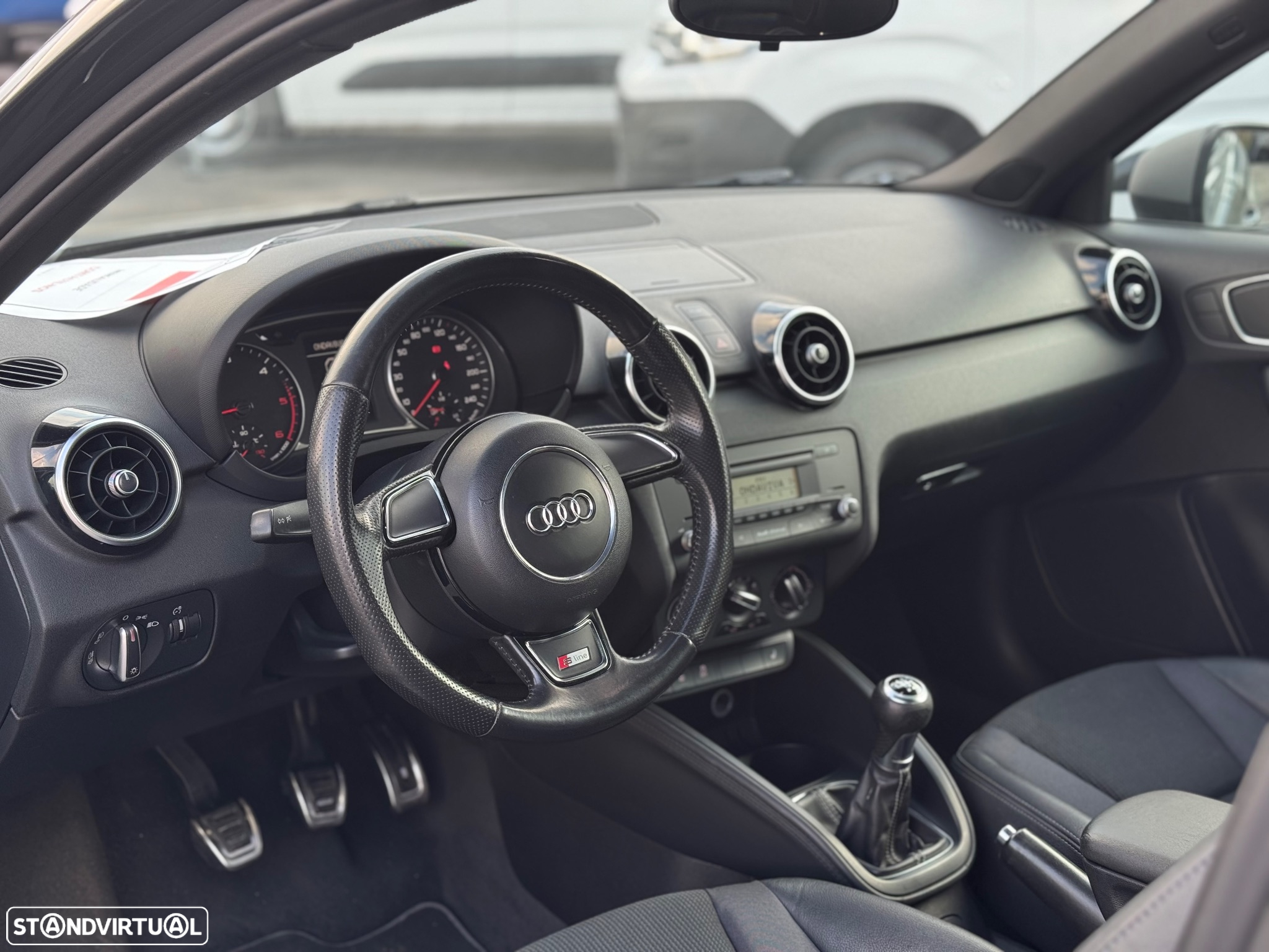 Audi A1 1.6 TDI S-line - 10