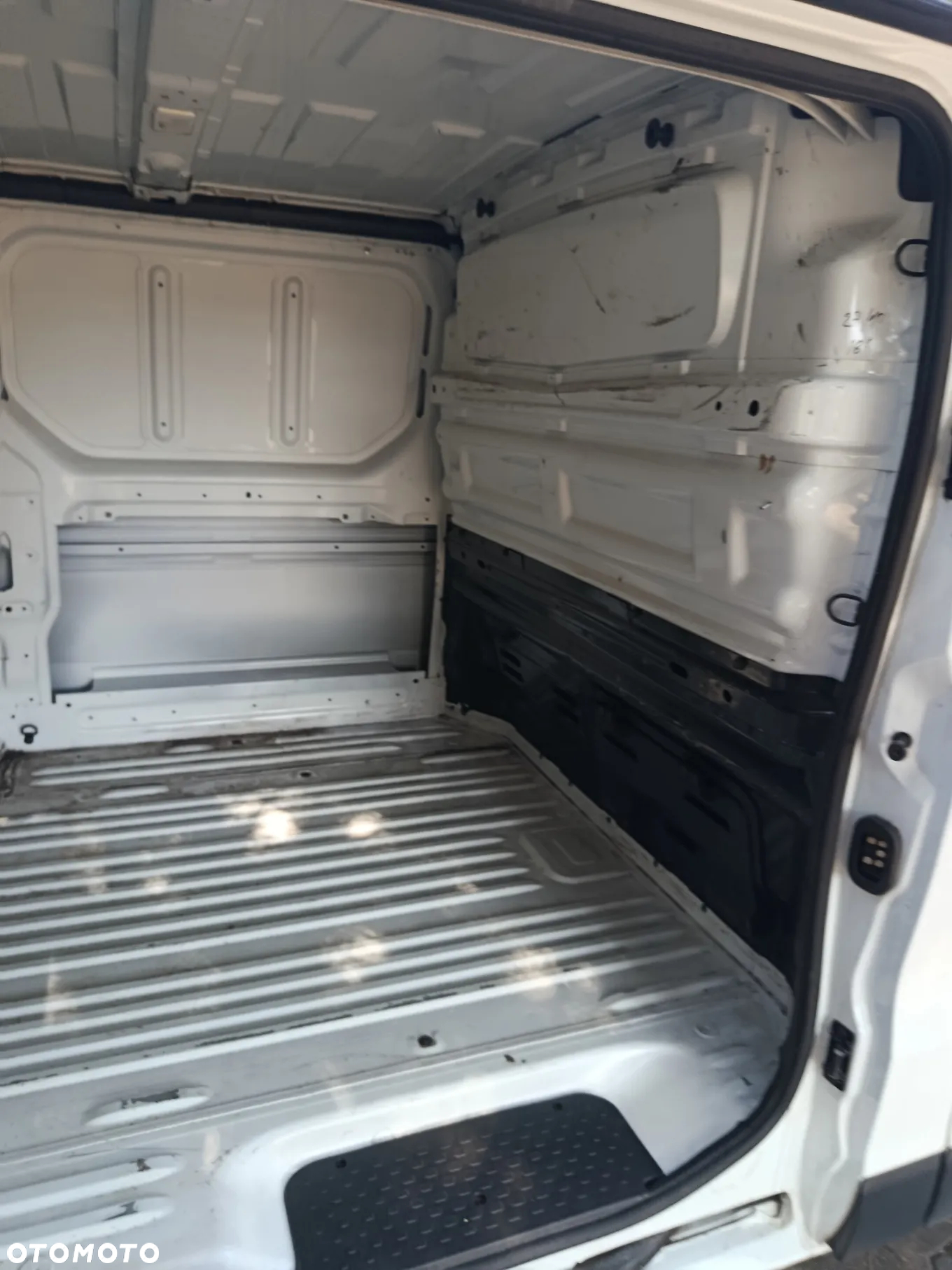 Renault Trafic - 7