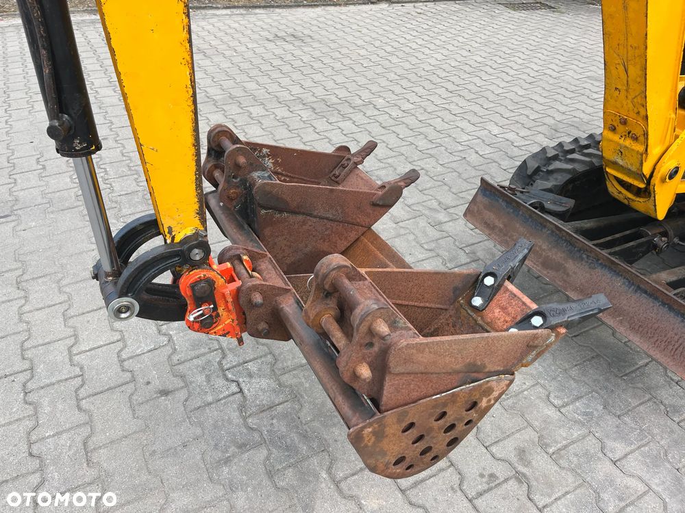 JCB 8018 CTS - 13