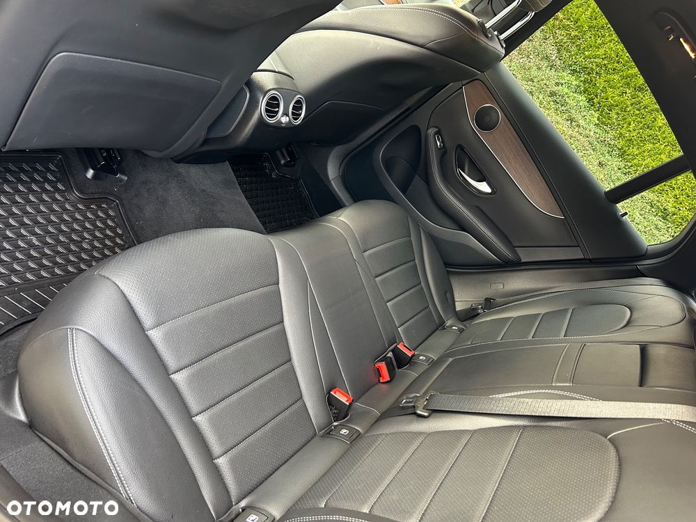Mercedes-Benz GLC 300 de 4-Matic - 8