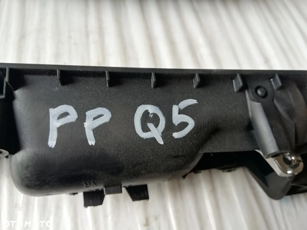 KLAMKA PRZEŁĄCZNIK CENTRALNEGO ZAMKA PRAWY PRZÓD AUDI Q5 8R 8R0837020 8R0837019 - 2