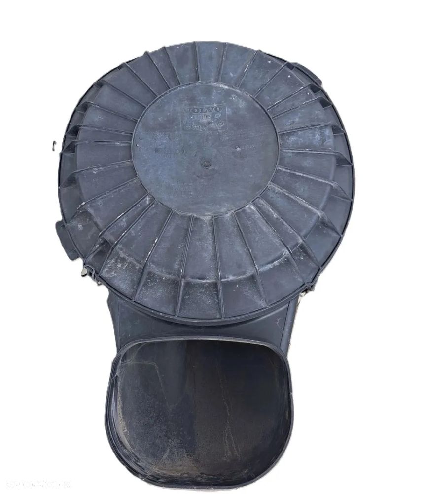 OBUDOWA FILTRA POWIETRZA VOLVO FH 4 - 3